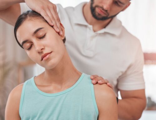 When to Book a Chiropractic Evaluation for Persistent Neck or Shoulder Pain